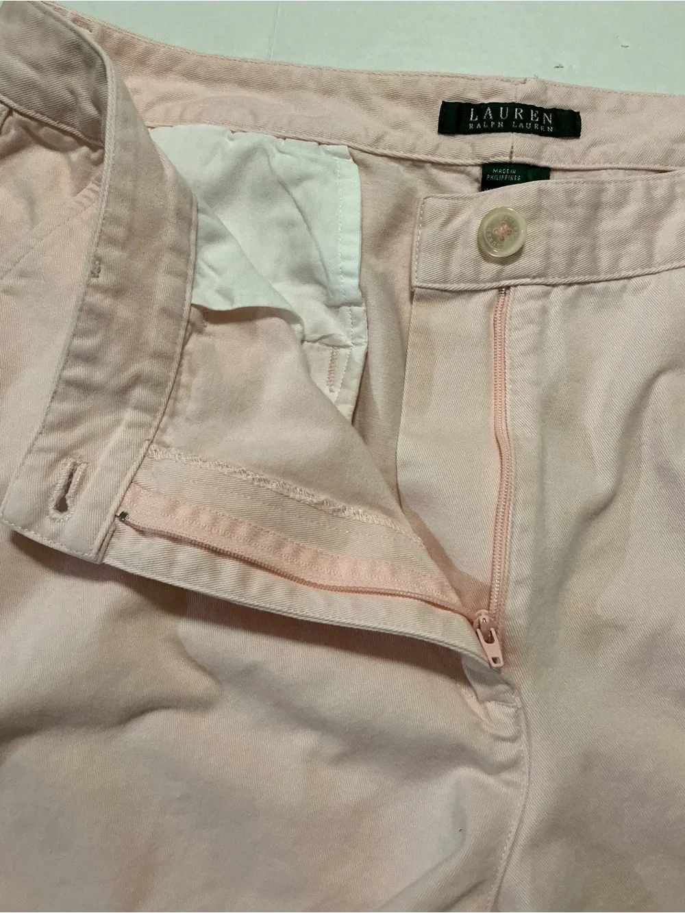 Lauren Ralph Lauren Women’s Twill Chino Shorts Light Pink High-Rise
